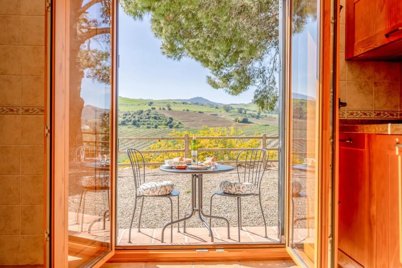 Casa Grande / Rosas Cantares Pizarra Holiday home