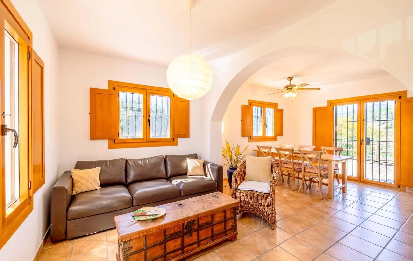 Casa Grande / Rosas Cantares Pizarra Holiday home