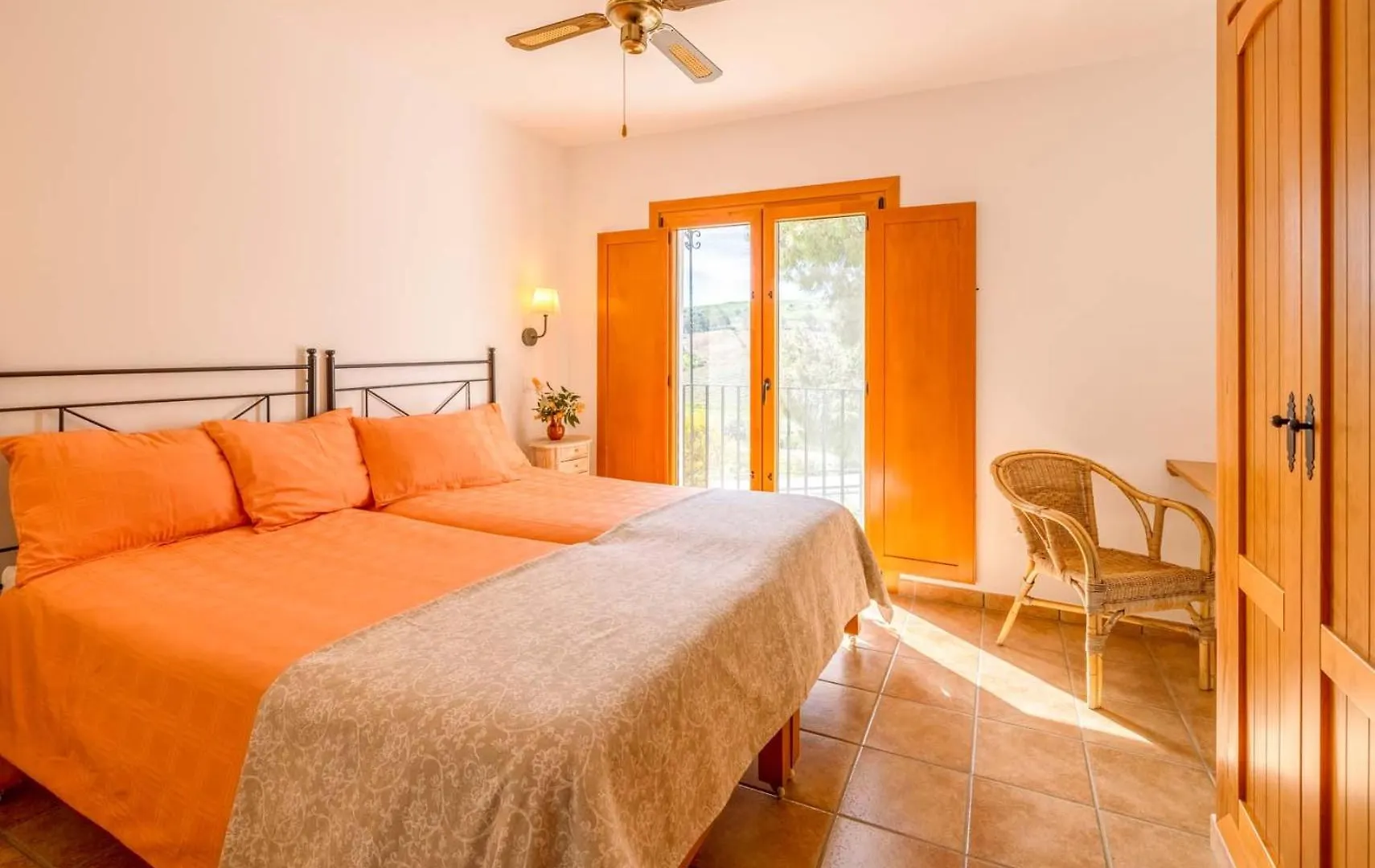 Casa Grande / Rosas Cantares Pizarra 0*,